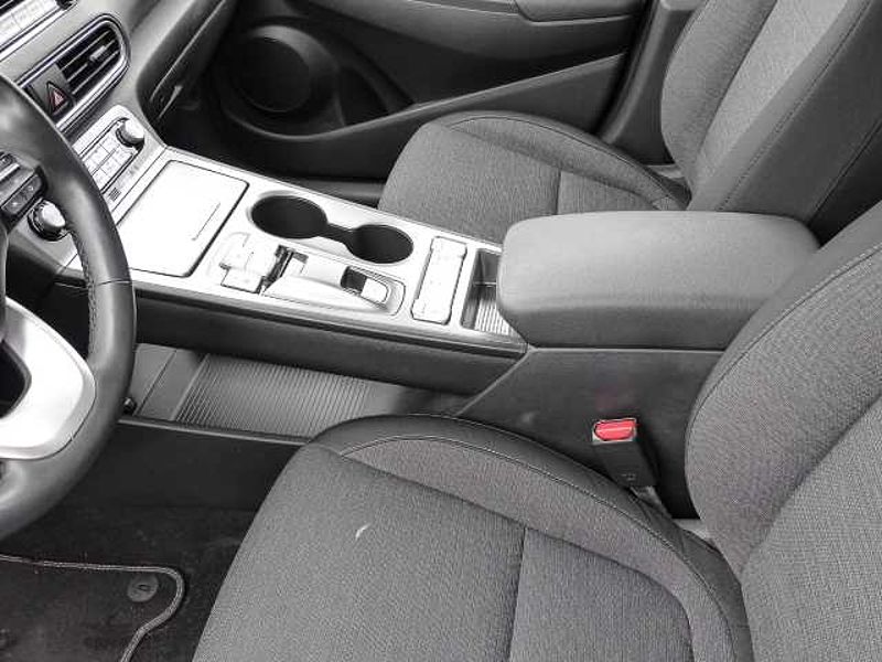 Hyundai KONA Advantage Elektro 2WD Navi Soundsystem Apple CarPlay Android Auto Klimaautom DAB