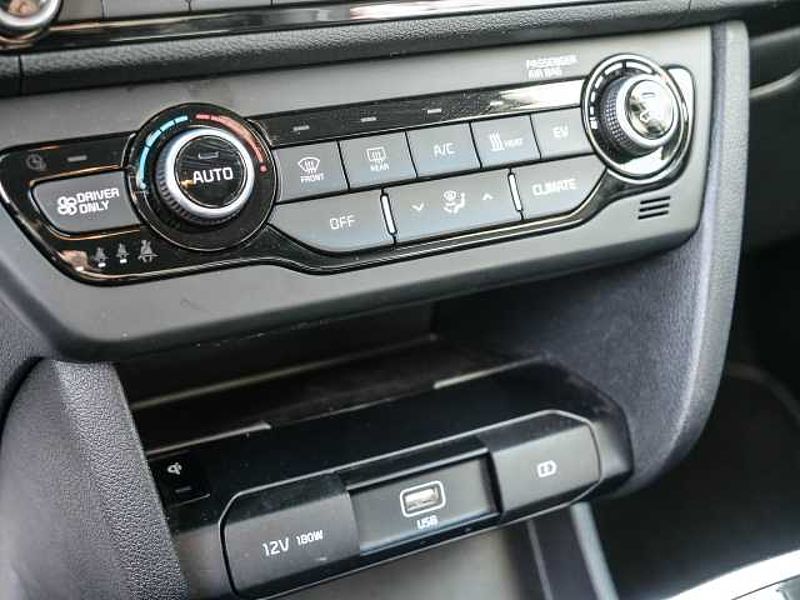 Kia Niro e-Spirit Navi JBL LED ACC Apple CarPlay Keyless Klimaautom Soundsystem Android A