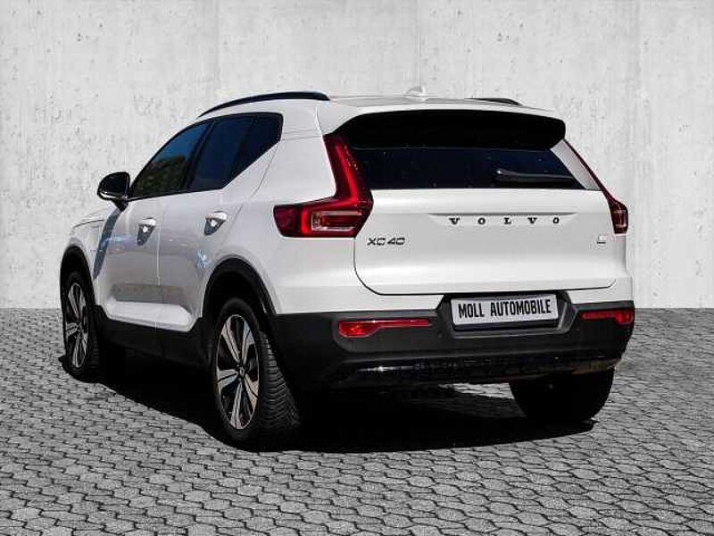 Volvo XC40 Plus Dark Recharge Plug-In Hybrid 2WD T5 Twin Engine EU6d StandHZG Navi digitale